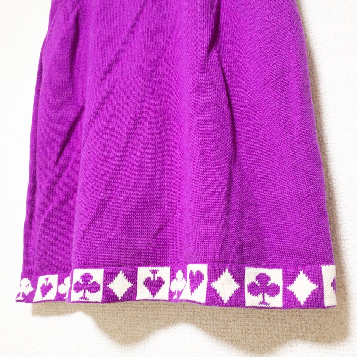 【新品未使用】PARIS スカート ゴルフウェア 紫 日本製 M〜L トランプ柄 レア柄
