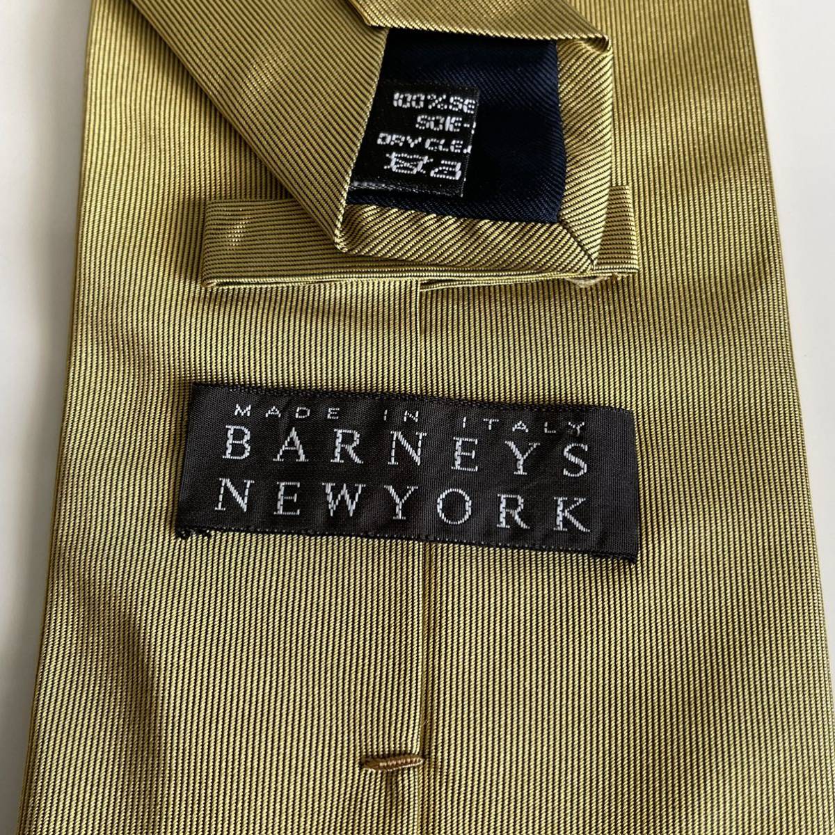 FRANCO MINUCCI(フランコミヌッチ)× バーニーズニューヨーク（ BARNEYS NEW YORK） 黄色ネクタイ ダブルネームタイの画像2