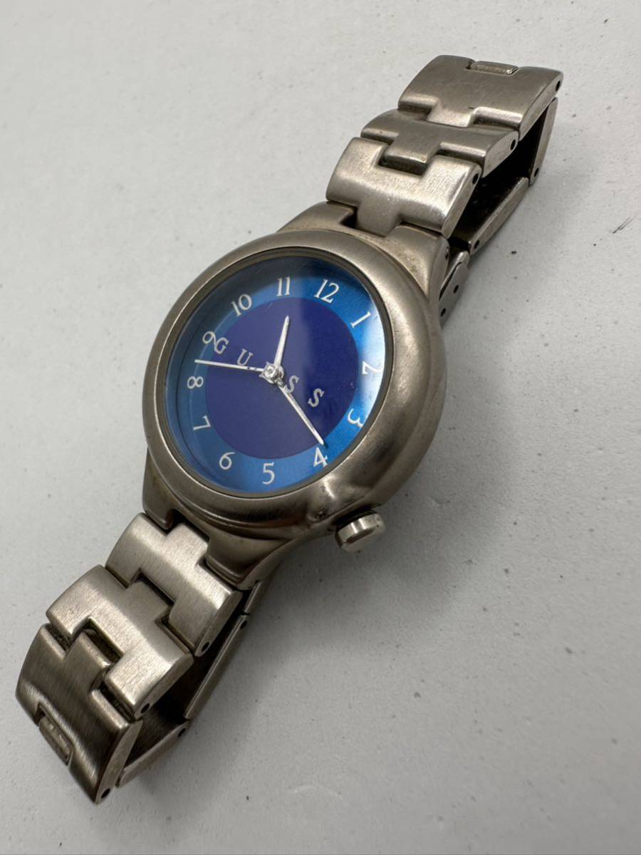 【GUESS】腕時計 クォーツ　中古品　電池交換済み　稼動品　45-3_画像2