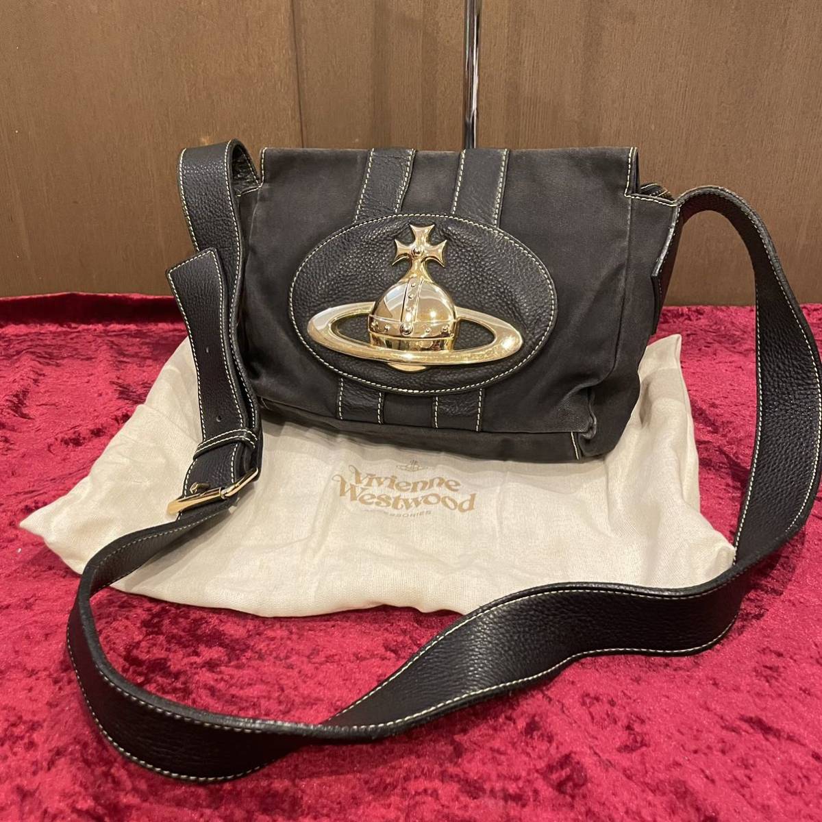 1000円〜 Vivienne Westwood ヴィヴィアンウエストウッド ビッグオーブ