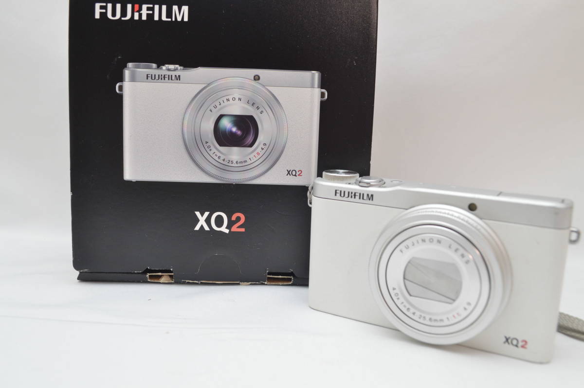 日本最大の XQ2 FUJIFILM フジフィルム ☆訳あり動作美品☆ ホワイト