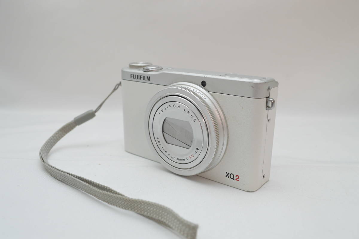 美品)FUJIFILM XQ2 - デジタルカメラ