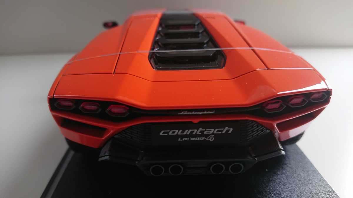 マイスト1/18◆ランボルギーニ カウンタック LPI 800-4◆Lamborghini Countach LPI 800-4_画像6