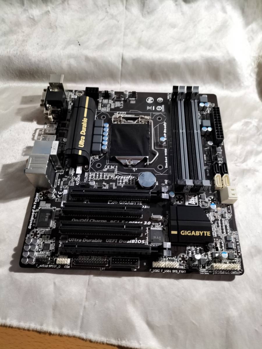 ★GIGABYTE GA-B85M-D3H LGA1150 B85 MATXマザ●ジャンク_画像2