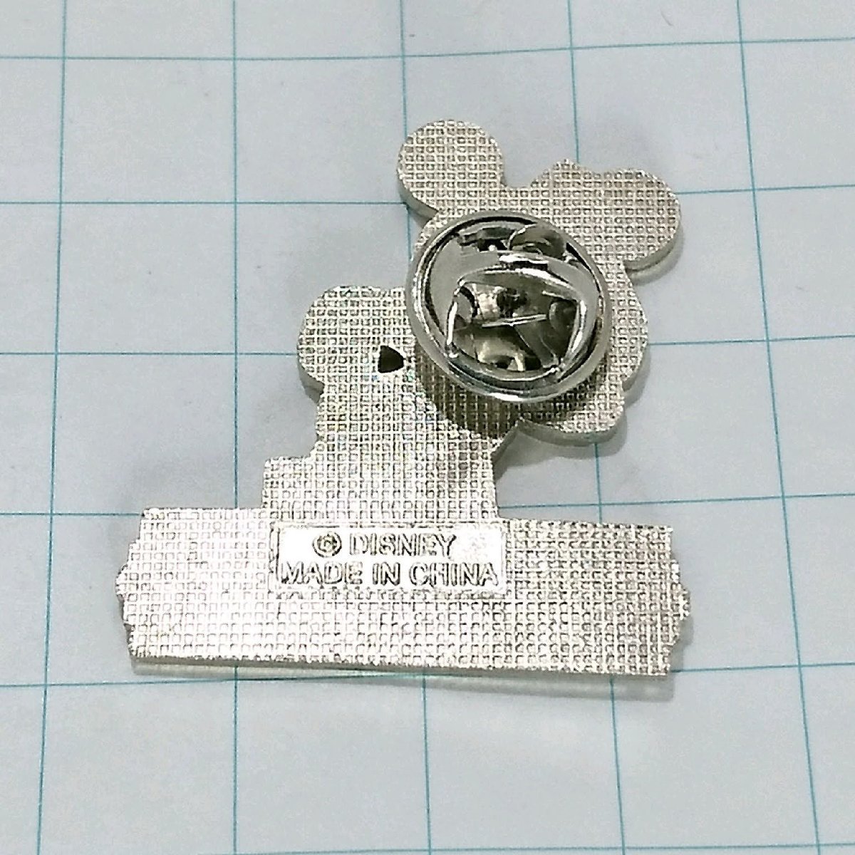  free shipping ) Mickey Mouse Ambassador hotel Disney character pin badge PINS pin zA19274