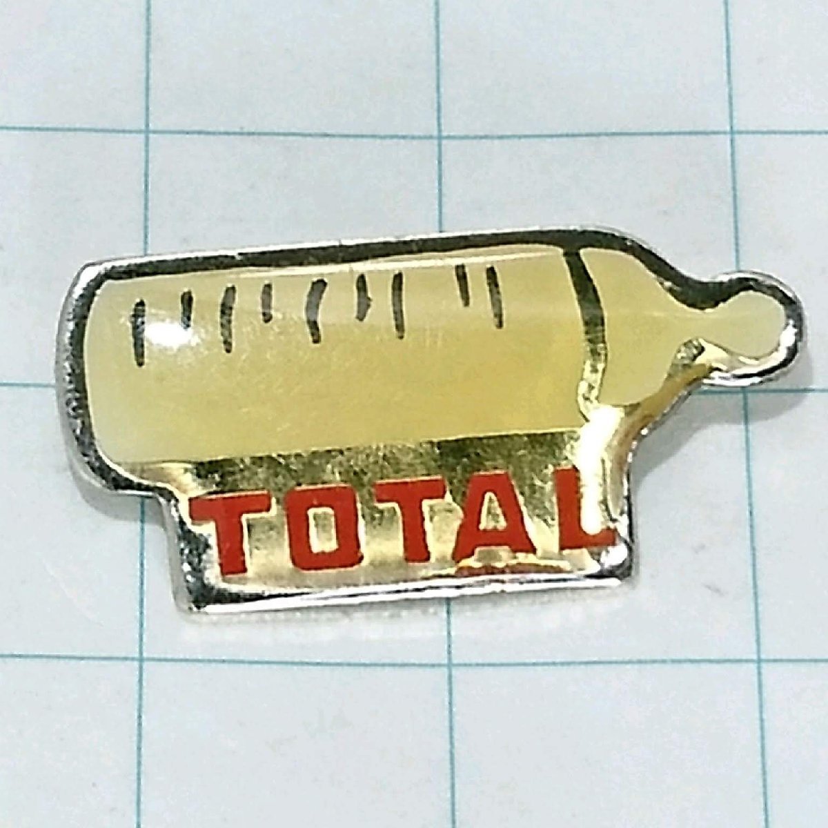 送料無料)TOTAL フランス 食品会社 輸入 ピンバッジ PINS ピンズ A19289_画像1