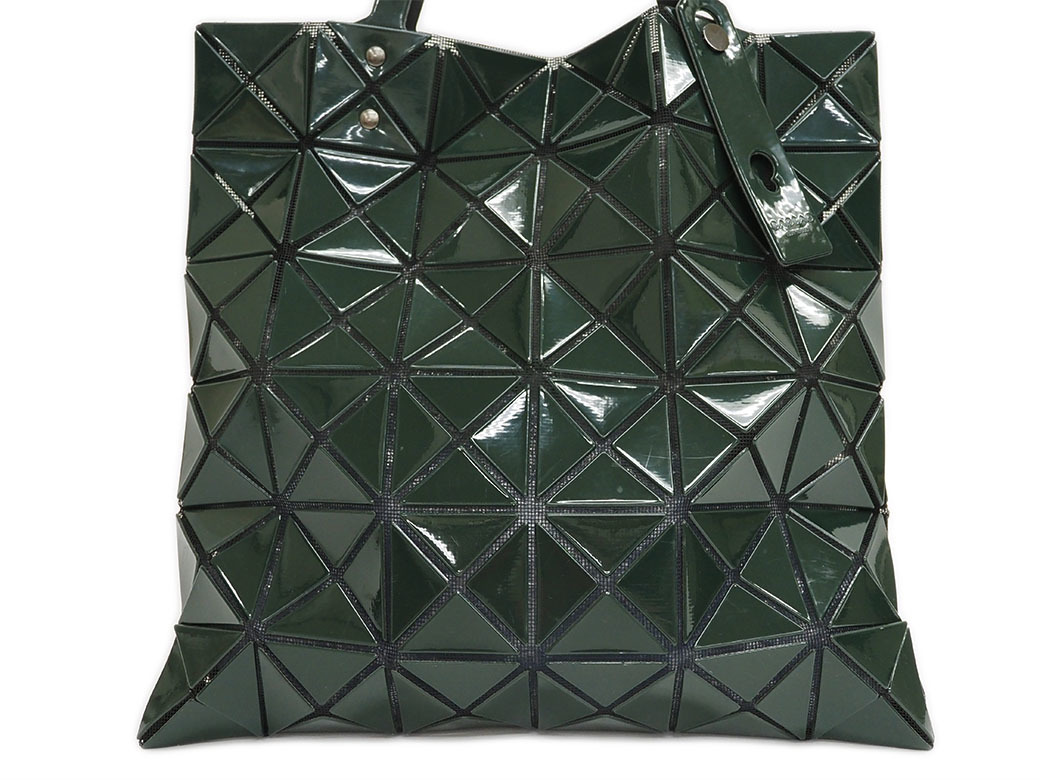  Issey Miyake ba over o tote bag BAO BAO 6x6 dark green enamel lady's ISSEY MIYAKE used 