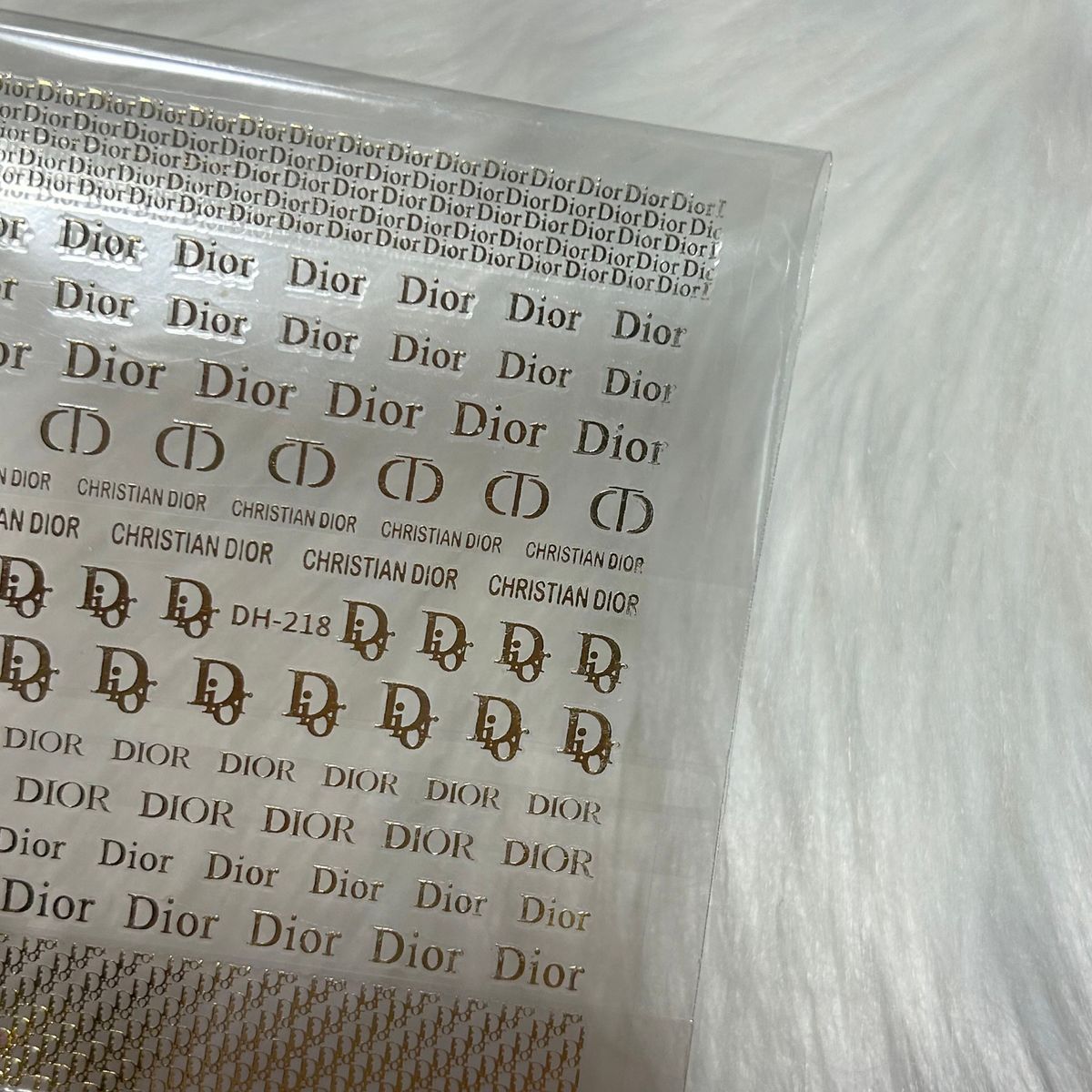 お値下げ ネイルシール DIOR|Yahoo!フリマ(旧PayPayフリマ) お値下げ ネイルシール DIOR|Yahoo!フリマ(旧PayPayフリマ)