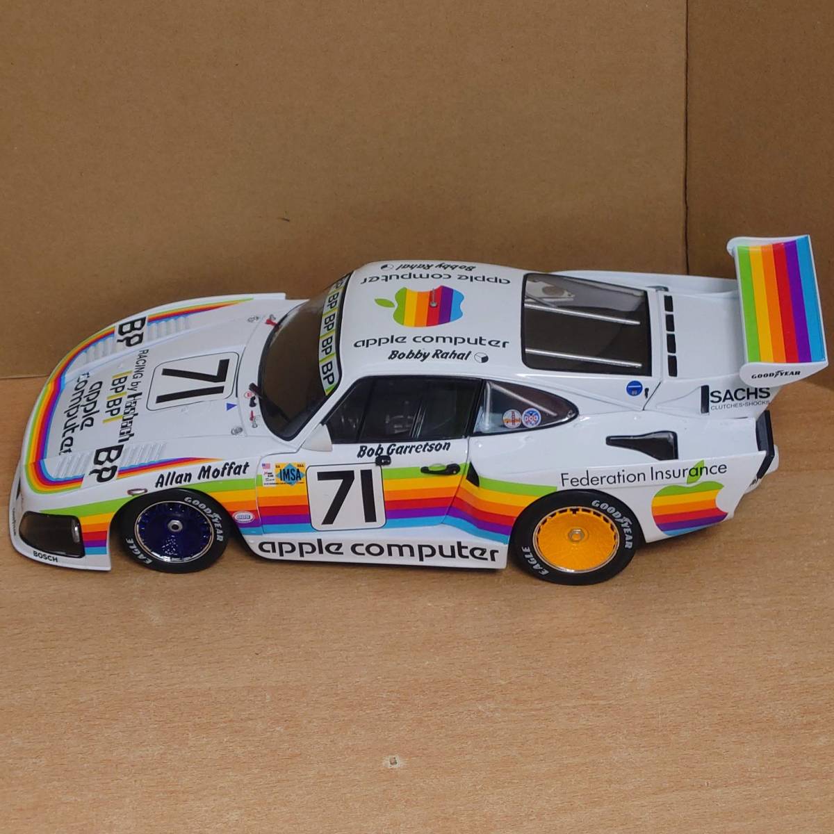 格安SALEスタート】 K3 ポルシェ935 1/18 ルマン1980 ソリド製ダイ