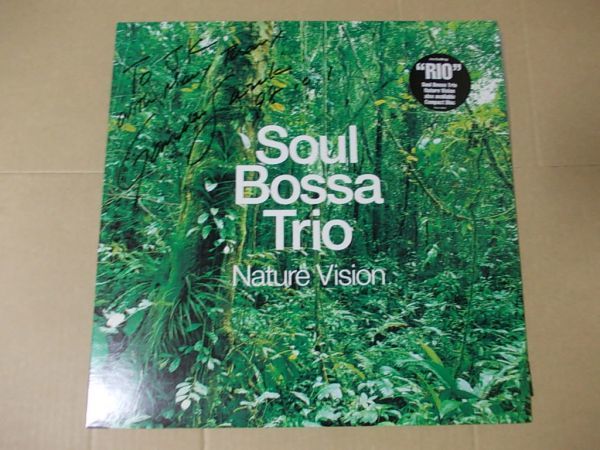 P1498　即決　LPレコード　【プロモ盤】SOUL BOSSA TRIO『NATURE VISION』　サイン？_画像1