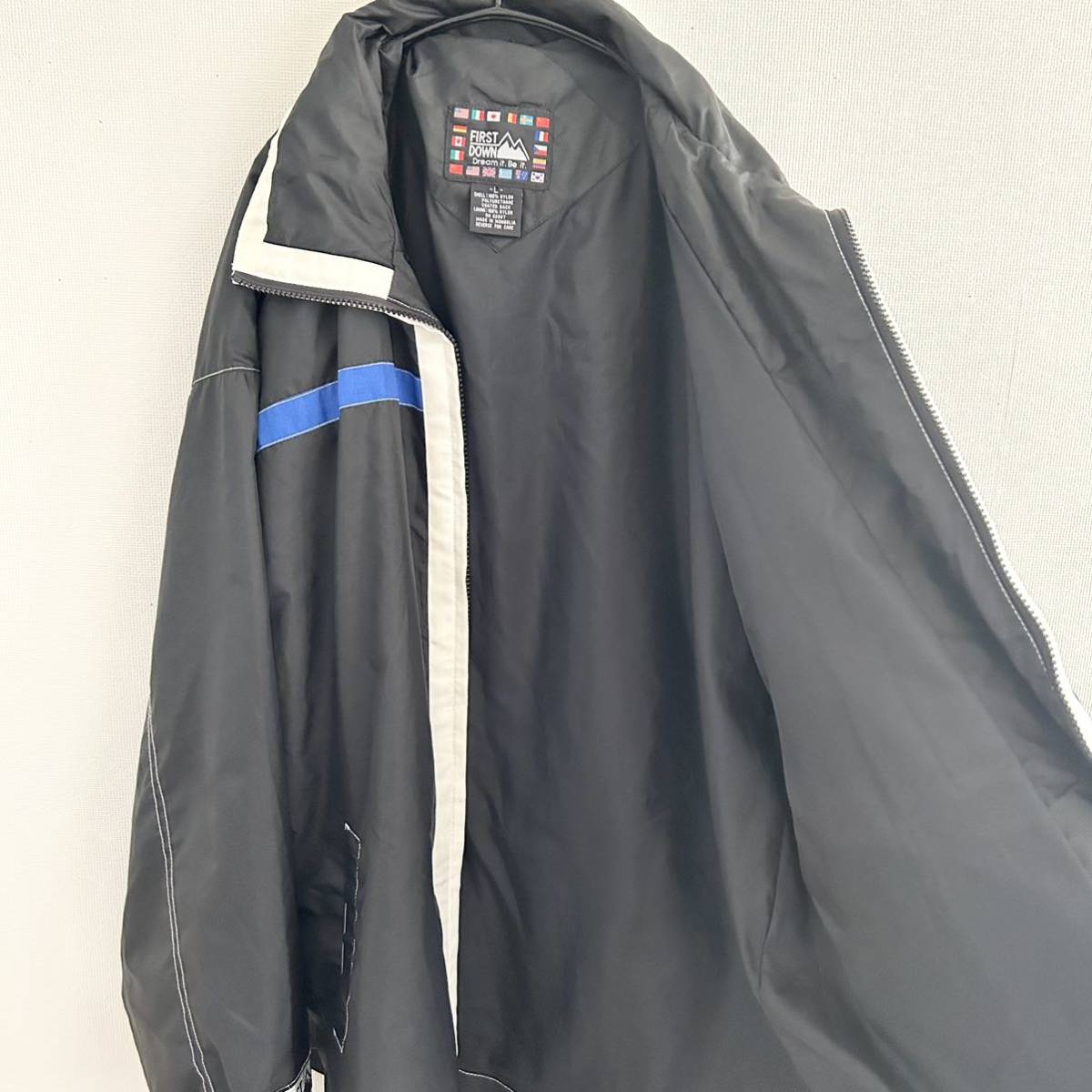 レア ファーストダウン レーシング ナイロンジャケット ワッペン 美品 Lサイズ