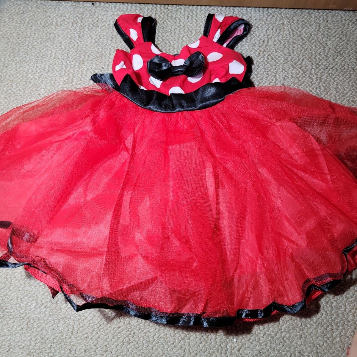 ベビー服 コスプレ ハロウィン 仮装 衣装 プリンセス 1歳 ドレス パーティ ミニー ワンピース お誕生日 赤 ドット サンタ