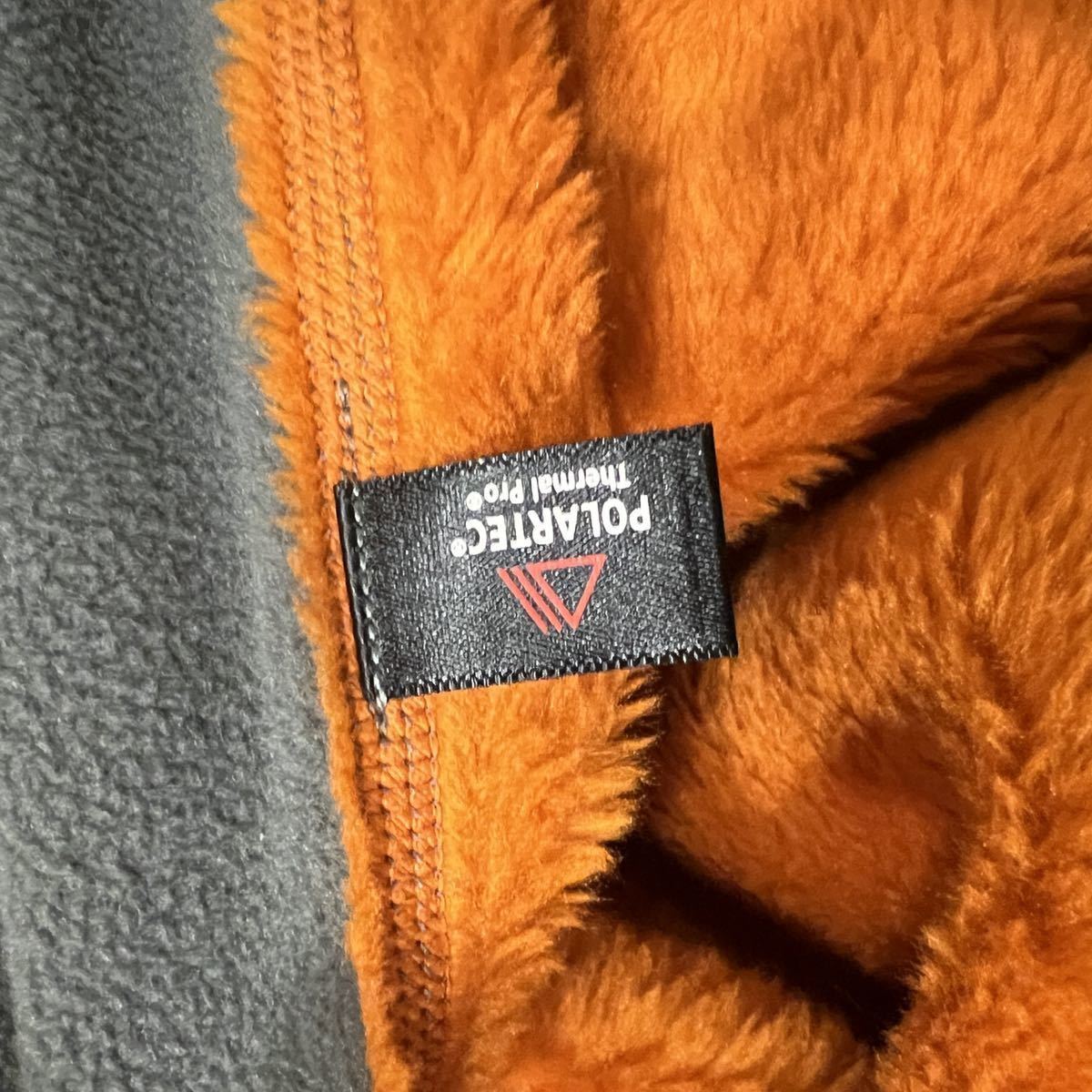 美品 patagonia パタゴニア R3 フリースジャケット オレンジ L 美品 patagonia パタゴニア R3 フリースジャケット オレンジ L