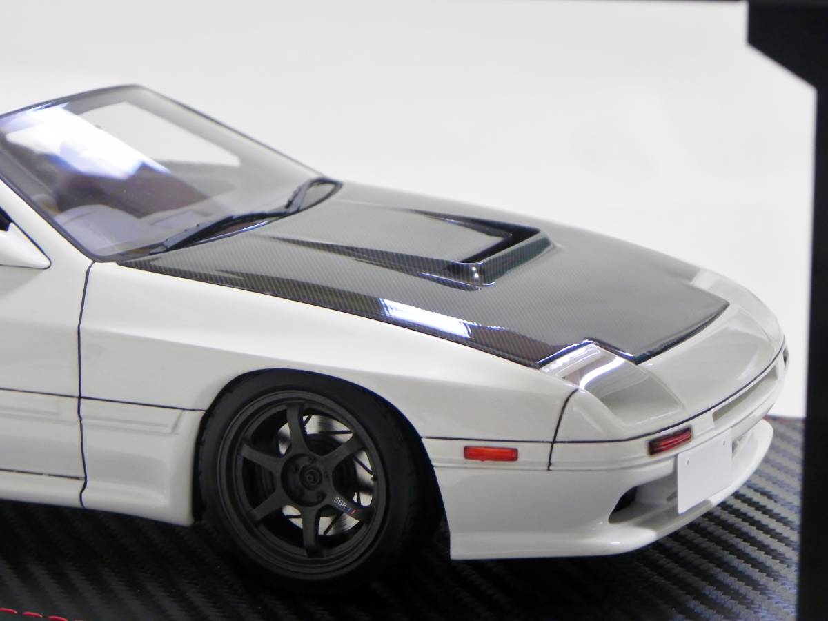 IG 2877 1/18 INITIAL D Mazda Savanna RX-7 Infini (FC3S) White With Mr. Ryosuke Takahashi イグニッションモデル 頭文字D 高橋涼介_画像6