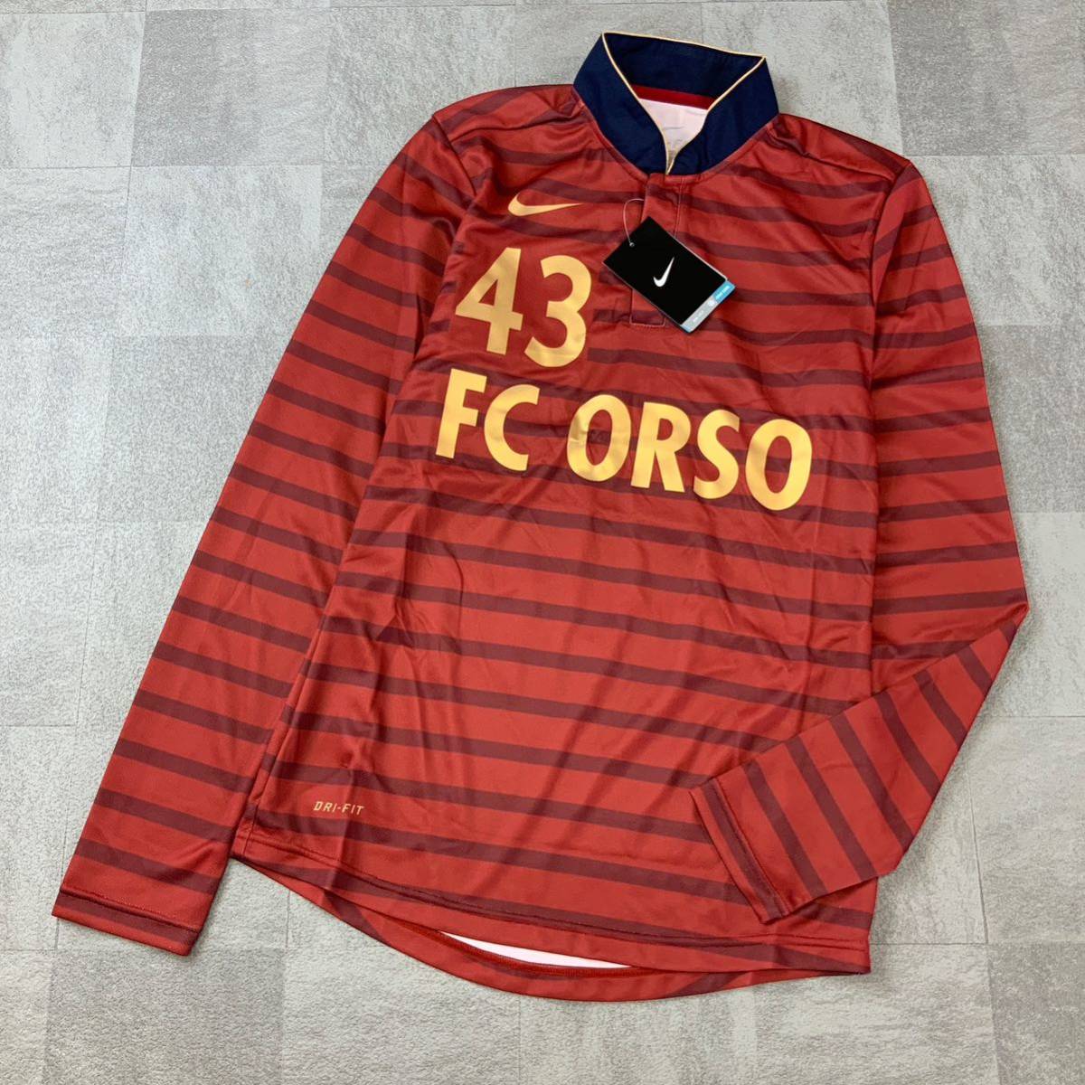 新品 タグ付 NIKE ナイキ 中央大學(xué) サッカー部 ボーダー 長袖 ユニフォームシャツ ゲームシャツ メンズ Sサイズ ボルドー レッド