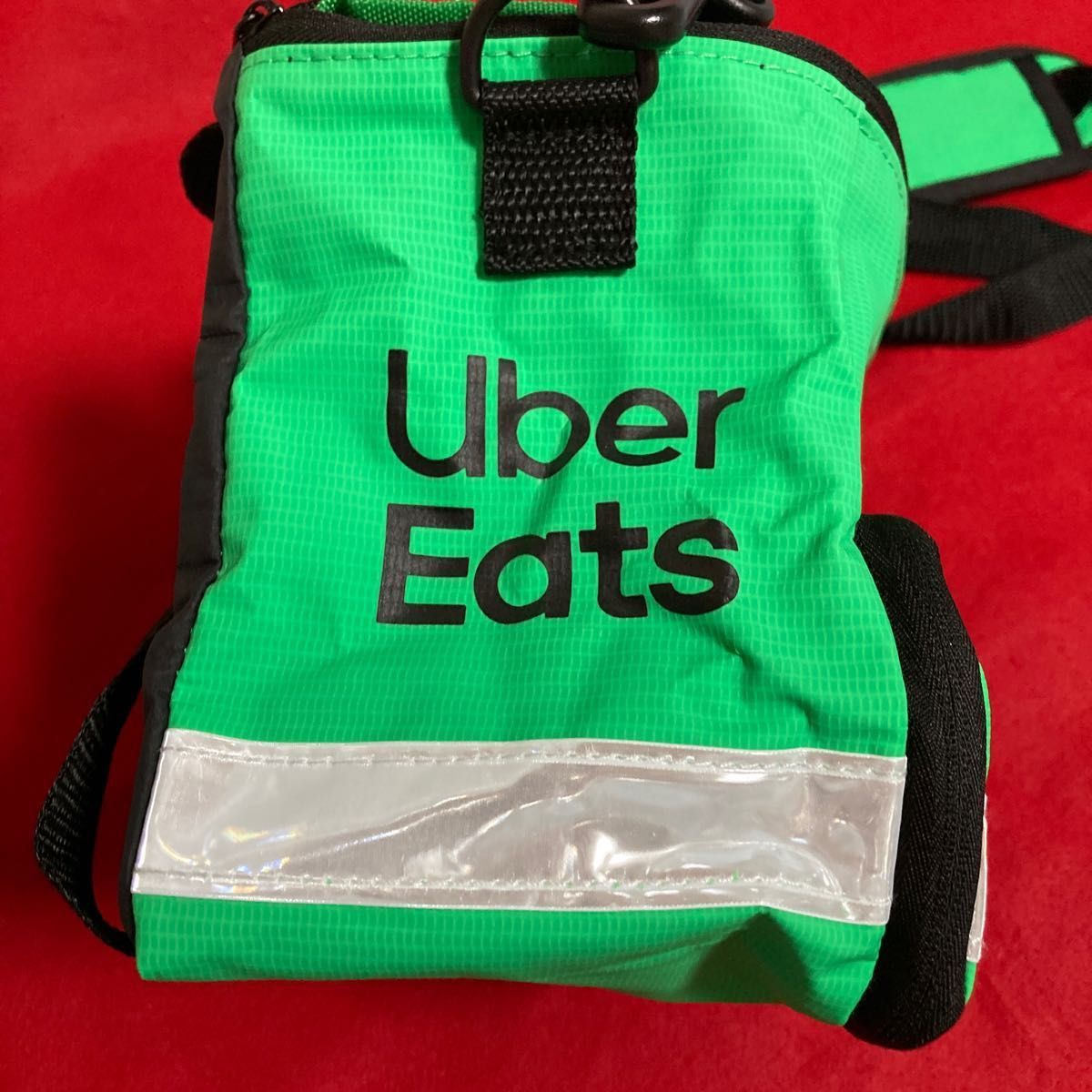 ウーバーイーツ　Uber Eats 配達用バッグ型2WAYポーチBOOK グリーン