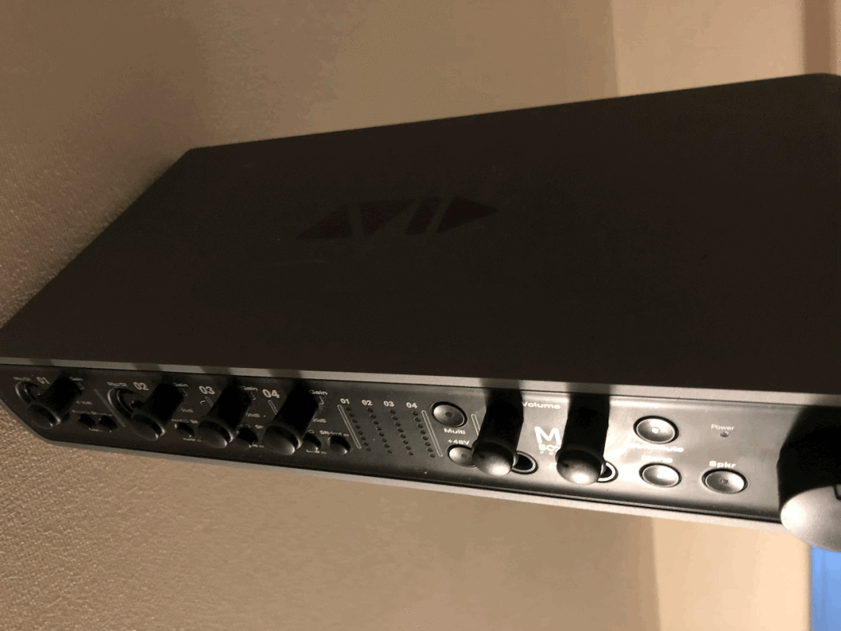 AVID【Mbox Pro】オーディオインターフェイス_画像1