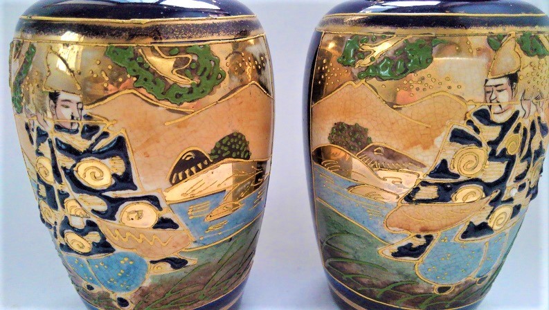錦光山造 京薩摩瑠璃金襴人物図花瓶一対 古美術品