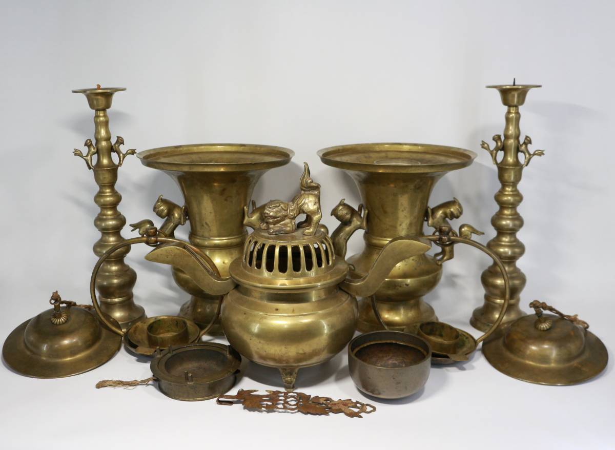 ◇法具・仏具一式・三足香炉・燭台・花立・吊りん灯・灯篭・磬子 ◇法具・仏具一式・三足香炉・燭台・花立・吊りん灯・灯篭・磬子