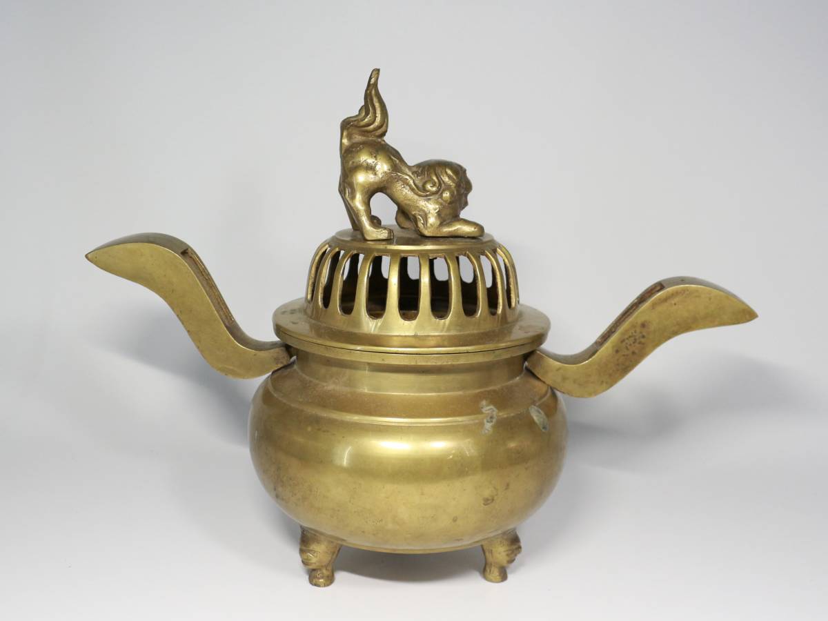 ◇法具・仏具一式・三足香炉・燭台・花立・吊りん灯・灯篭・磬子 ◇法具・仏具一式・三足香炉・燭台・花立・吊りん灯・灯篭・磬子
