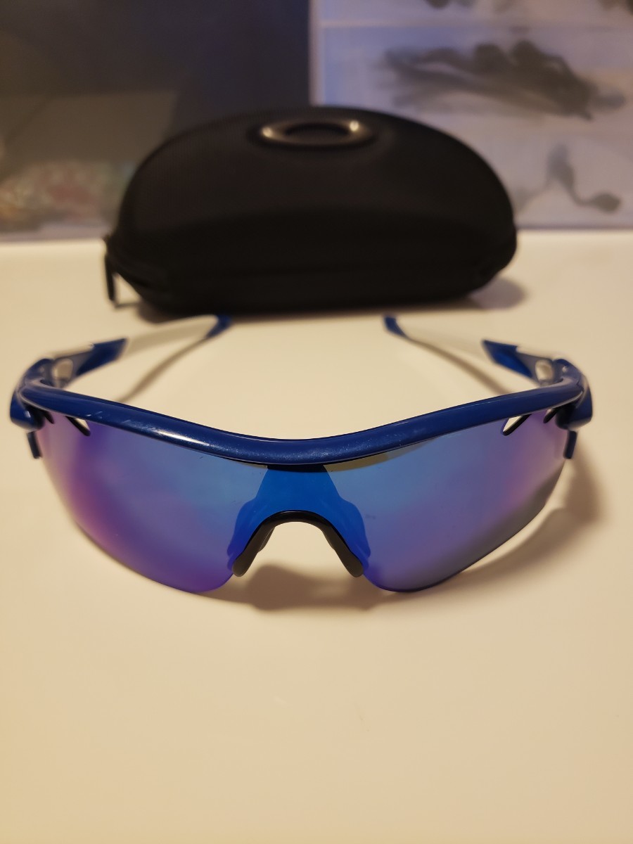 注目 OAKLEY レーダーロックパス オークリーサングラス カスタム