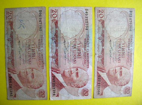トルコ　古紙幣　20リラ　x　3枚　紙幣貨幣コレクションから_画像1
