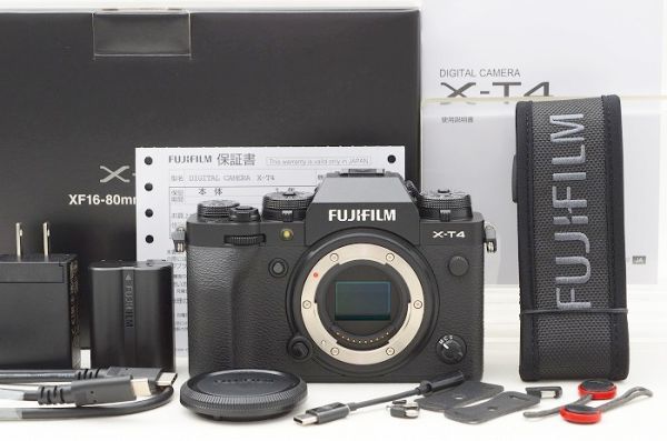 ☆新品同様☆ FUJIFILM フジフィルム X-T4 ボディ 元箱 付属品 Shot数 僅か 300枚前後！ ♯23091802