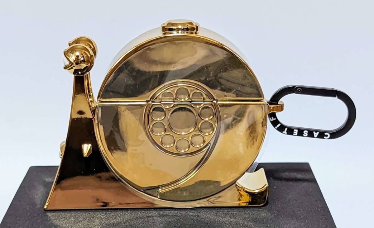CASETiFY ケースティファイ ゴールデン電伝虫 コレクティブル AirPods Pro ケース One Piece Collectible Golden Transponder Snail_画像2