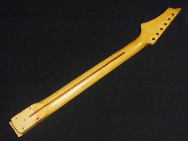 Yahoo!オークション - 日本製 CHARVEL シャーベル CDS-070-HH Yahoo!オークション - 日本製 CHARVEL シャーベル CDS-070-HH