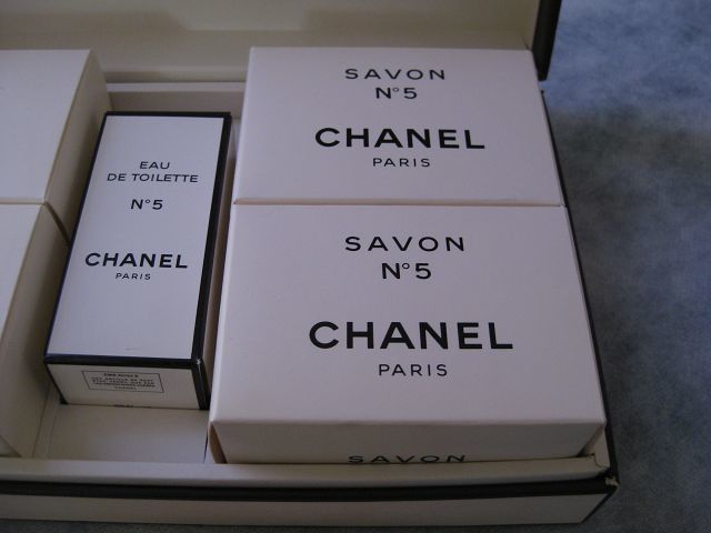 *CHANEL* Chanel * number 5* perfume NO.5*o-doto crack 19ml* fragrance * soap 100g×4 piece *savon* set * unused *