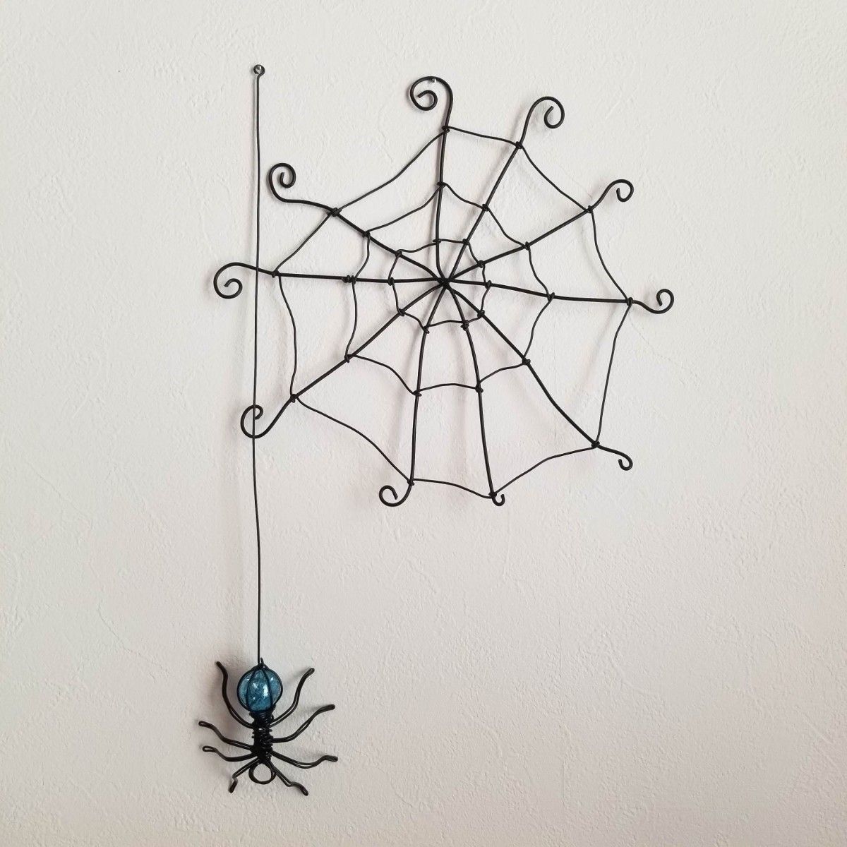 ハロウィン 飾り 【 クモの巣 】 ワイヤーアート 壁飾り 置物 雑貨 ワイヤークラフト ウォールデコ かわいい