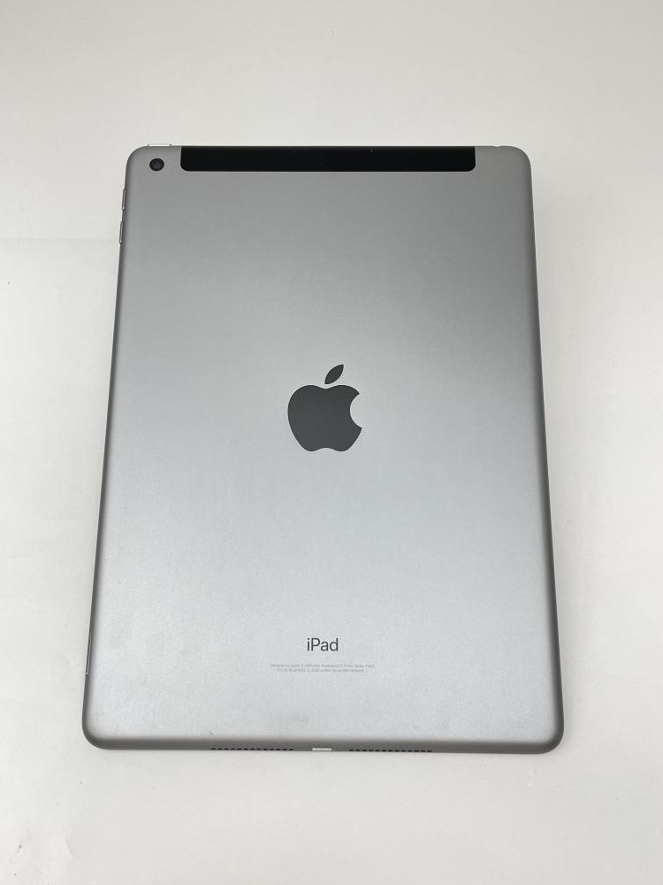 iPad 第5世代 32GB スペースグレイ auモデル ジャンク-