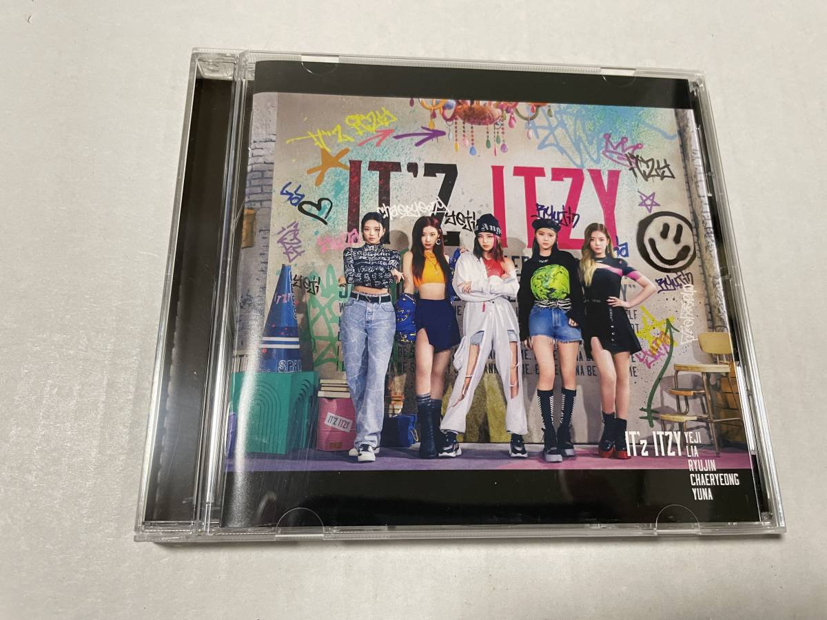 IT'z ITZY 初回限定盤A フォトブック　外箱付き　CD ITZY Hヌ-09.　中古