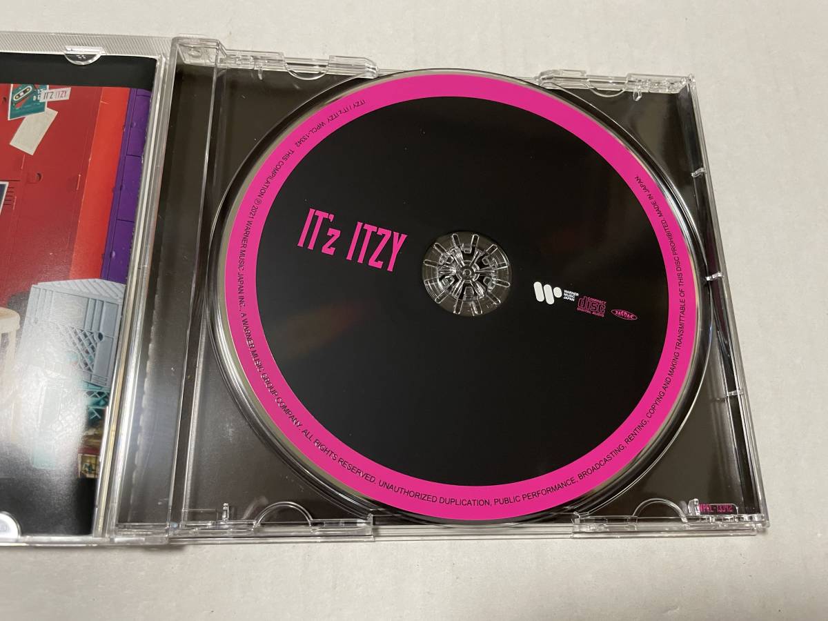 IT'z ITZY 初回限定盤A フォトブック　外箱付き　CD ITZY Hヌ-09.　中古