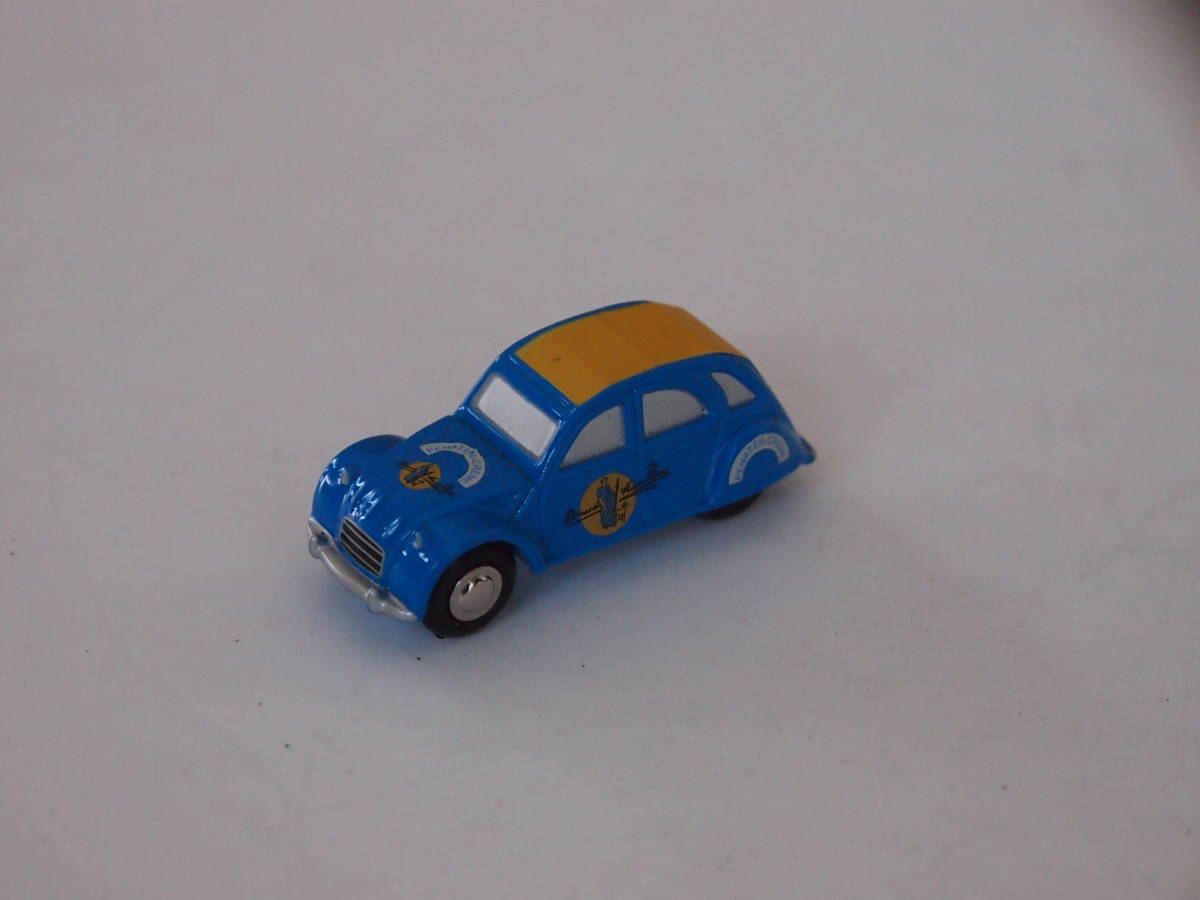 Schuco Piccolo-Set 1/90 PENATEN CREAM CITROEN 2CV Art.Nr.01526 ( cream can entering ) rare thing 