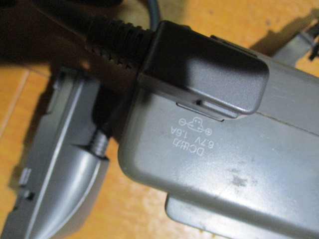 FUJIX　ビデオカメラレコーダー　充電8mm　ビデオ　バッテリー　充電器　アダプター　91-47228　AC-100　DC6.7V　DC8.4V　AC100～240V_画像9