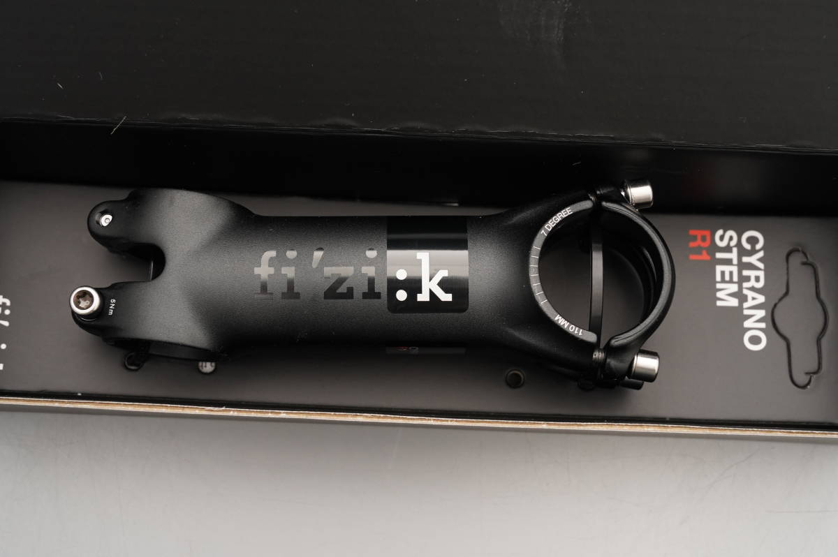 FIZIK CYRANO R1 ステム　110ｍｍ　未使用　7°X110X31.8_画像1