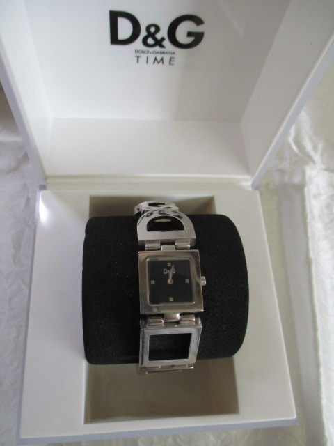 D &amp; G Dial Square Watch Silver x Black (используется) 90323)