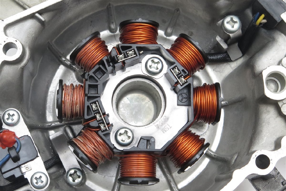 KSR110 2003年◇ジェネレーターカバー ステーターコイル◇KL110A KSR110 2003年◇ジェネレーターカバー ステーターコイル◇KL110A