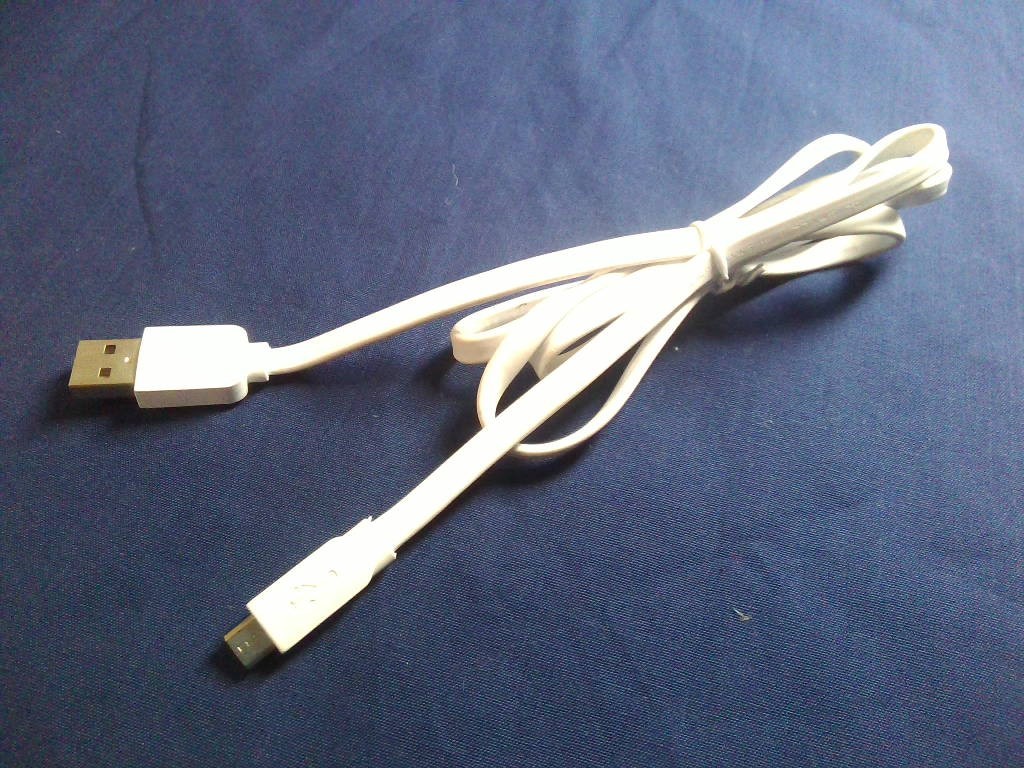 マイクロUSBケーブル USB2.0 Aタイプ-micro Bタイプ 　長さ約1m　★定形外送料140円可_画像2