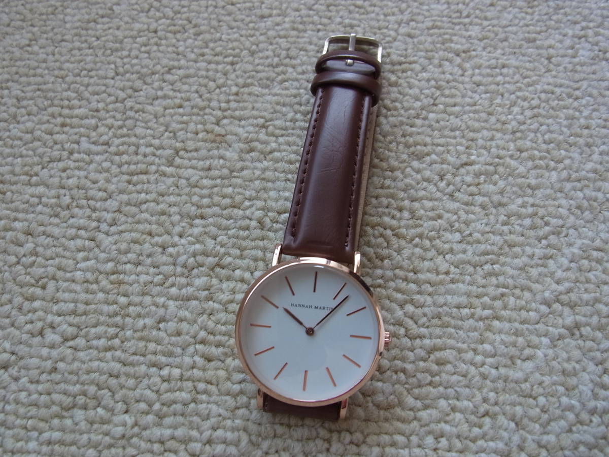 HANNAH MARTIN simple design wristwatch ( Brown )