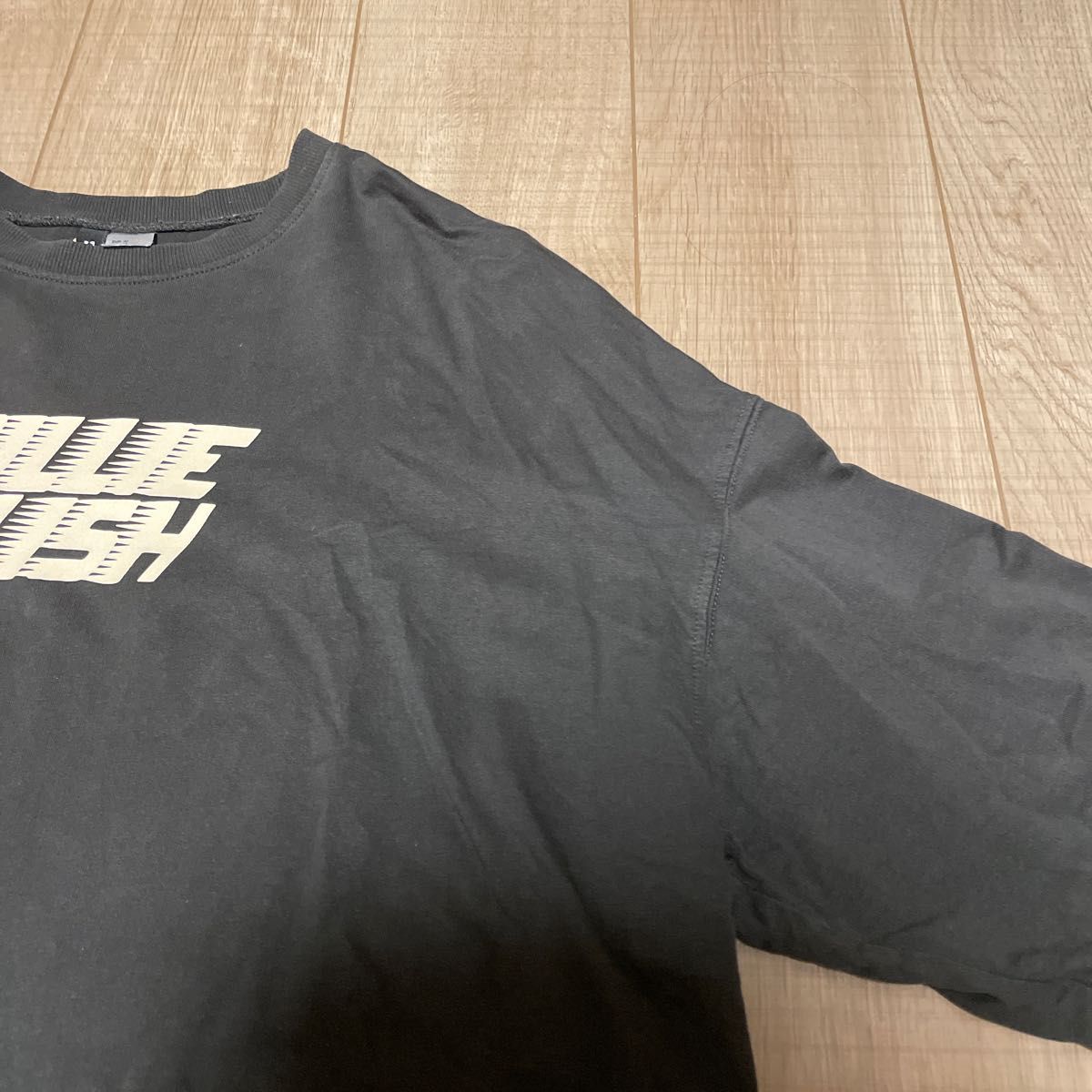 ビリーアイリッシュ Billie Eilish  H＆M ロングTシャツ ロンT 長袖Tシャツ 