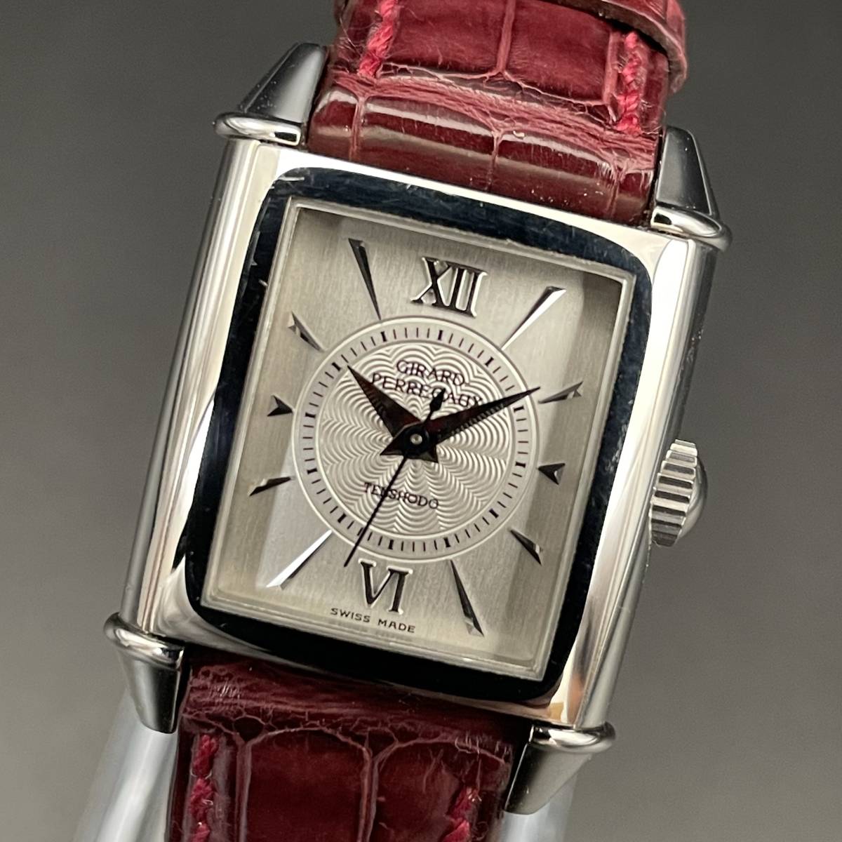 有名なブランド ワールドタイム WW.TC 49800 GIRARD-PERREGAUX