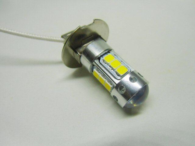 メール便可 12V/24V プロジェクターレンズ付 2835チップ H3 LED ショート フォグ ランプ バルブ ゴールデン イエロー 黄色 2個 トラック F_画像4