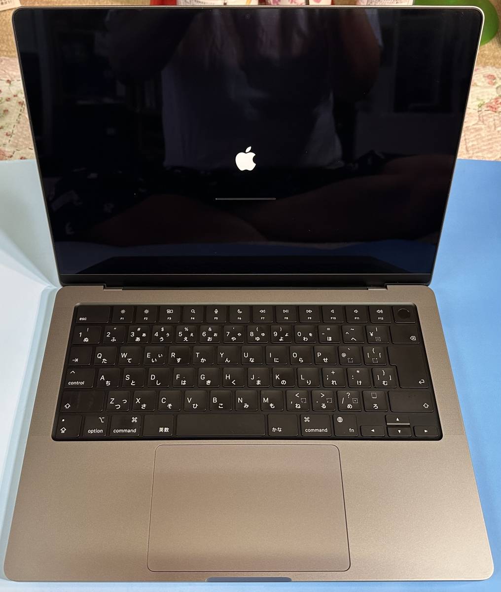 MacBook Pro 14インチM1 Max 32GB 512GB 2021 [スペースグレイ]　中古美品　送料無料_画像2