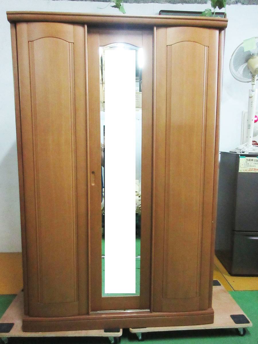 最高の品質の YM201【府中家具】ソフィア ワードローブ 重厚☆134cm