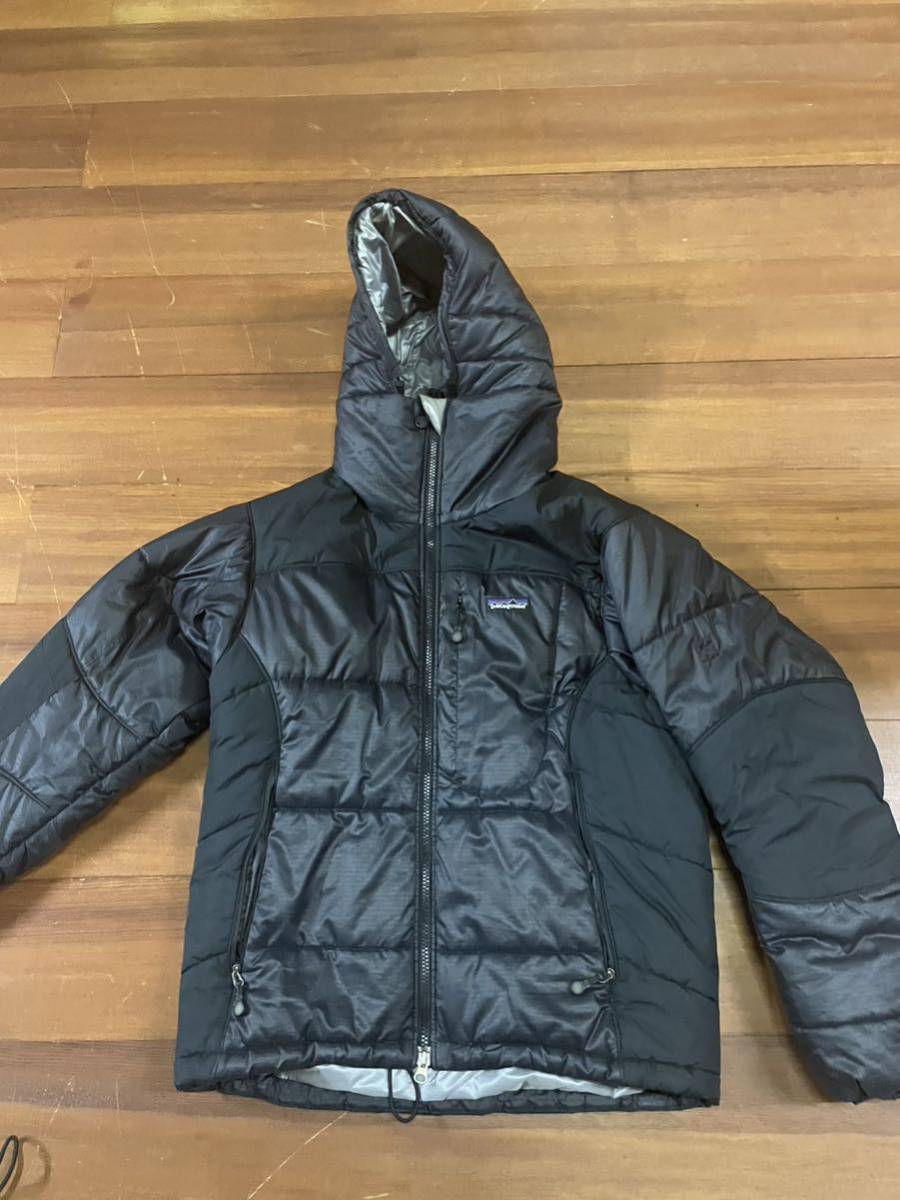 おしゃれ】 patagonia 黒 XS ダスパーカ Sサイズ - fishtowndistrict.com