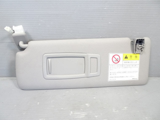 BMW 3シリーズ DBA-3B20 サンバイザー 助手席側 320i F30 F31 セダン 助手席用 美品 1kurudepa_画像2