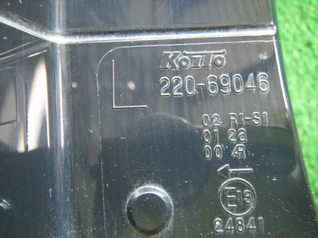 8kurudepa H30年 タンク DBA-M910A 左 テール ランプ ライト ＬＥＤ KOITO 220-69046 タンク　ルーミー　トール　ジャスティ [ZNo:05001353_画像4