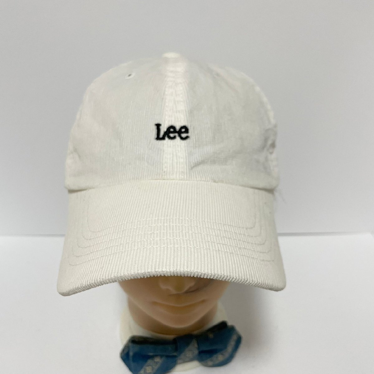 (^w^)b リー 細畝 コーデュロイ キャップ 帽子 ホワイト Lee ロゴ 刺繍 ワンポイント シンプル カジュアル ストラップベルト M C0347EEの画像4